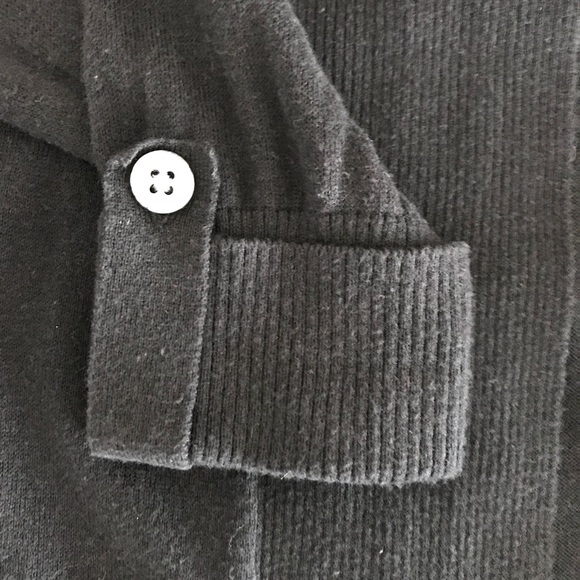 Banana Republic Factory Cardigan - Picture 3 of 3